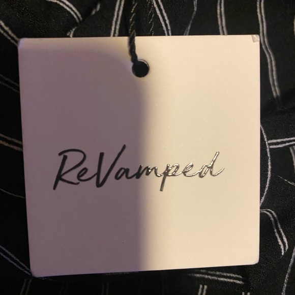 Shorts - Picture 9 of 9